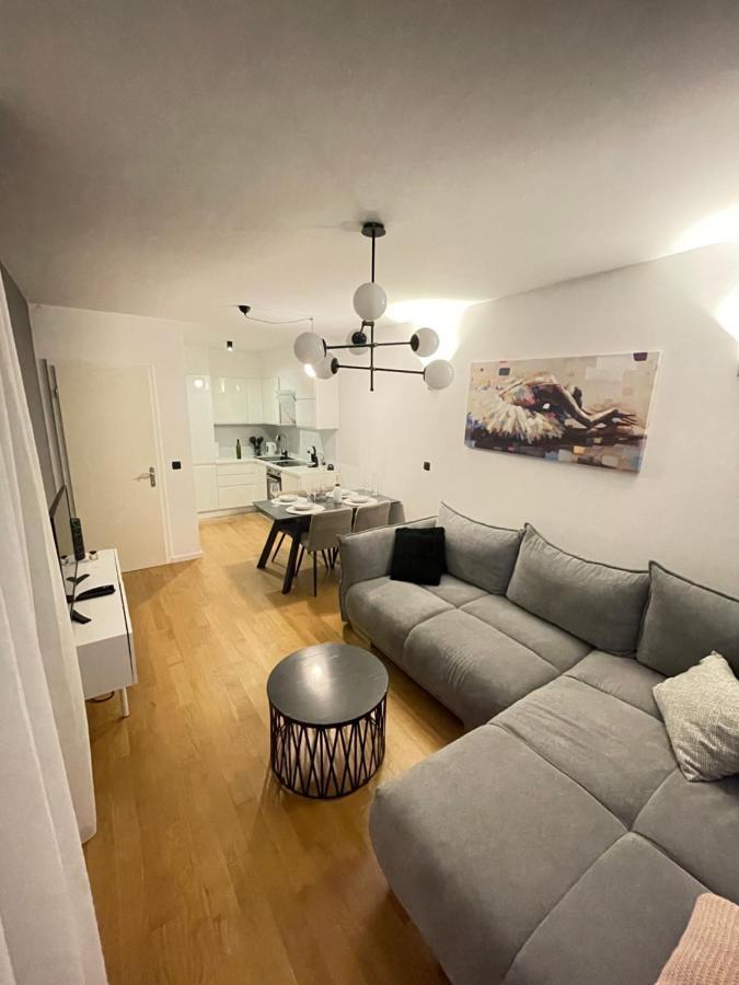 Naomi Znjan Apartman